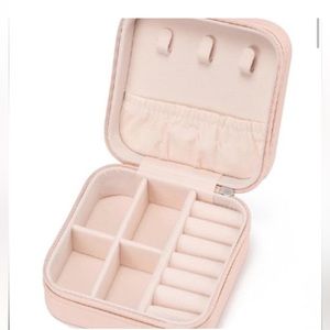 Summer & Rose 🌹 “Take Me With You” Travel Jewelry Box.